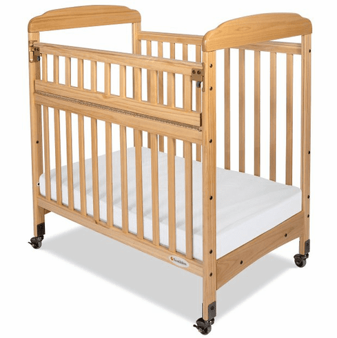 Serenity Compact-Size Crib SafeReach - Clearview